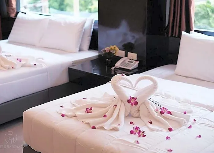 Hotel 13 Coins Tower Ratchada Bangkok