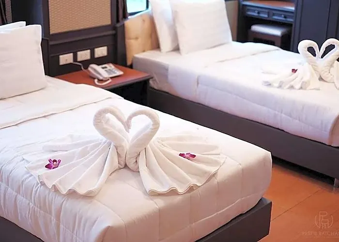 Hotel 13 Coins Tower Ratchada
