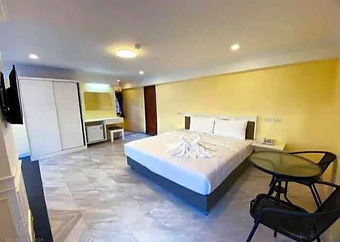 Hotel 13 Coins Tower Ratchada