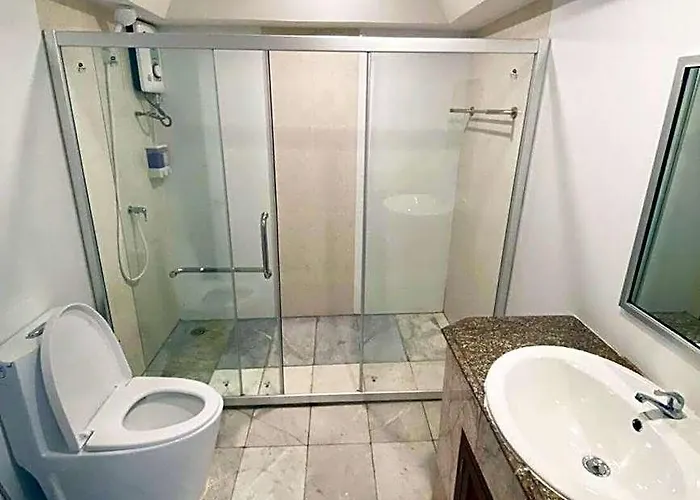 Hotel 13 Coins Tower Ratchada