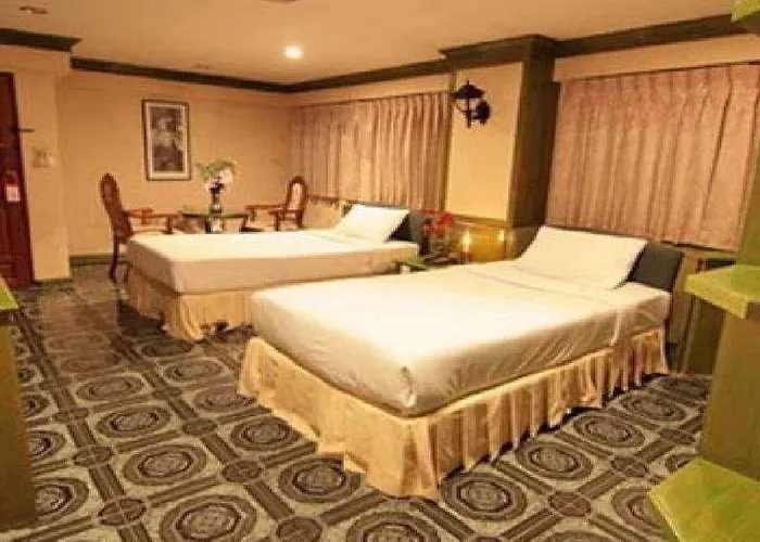 Hotel 13 Coins Tower Ratchada 2*