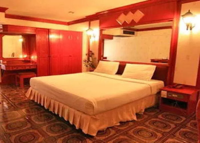 13 Coins Tower Ratchada 2* Bangkok
