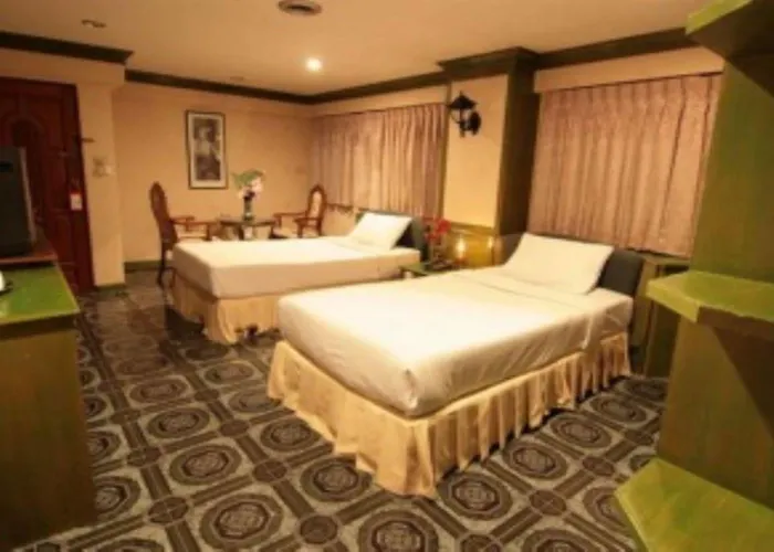 Hotel 13 Coins Tower Ratchada